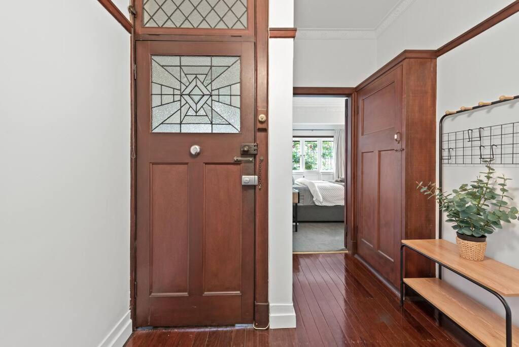 Art Deco In Ascot! ~ 2 Bed / 1 Bath / 1 Car Apartamento Brisbane Exterior foto