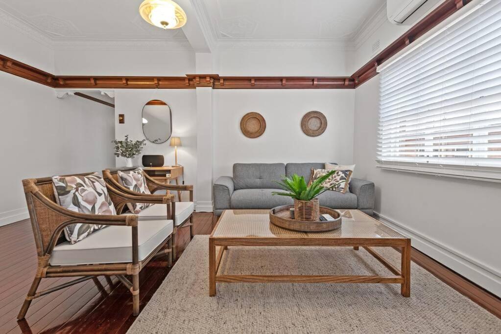 Art Deco In Ascot! ~ 2 Bed / 1 Bath / 1 Car Apartamento Brisbane Exterior foto